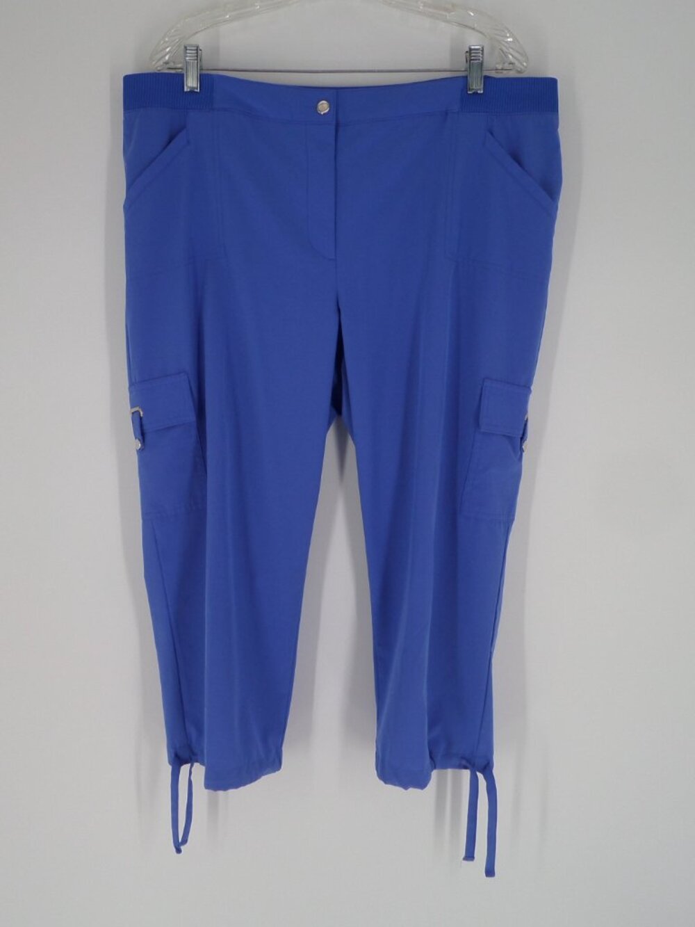 Chico's Zenergy  Woman's Purple  Capri Pants  Size 3 US 16
